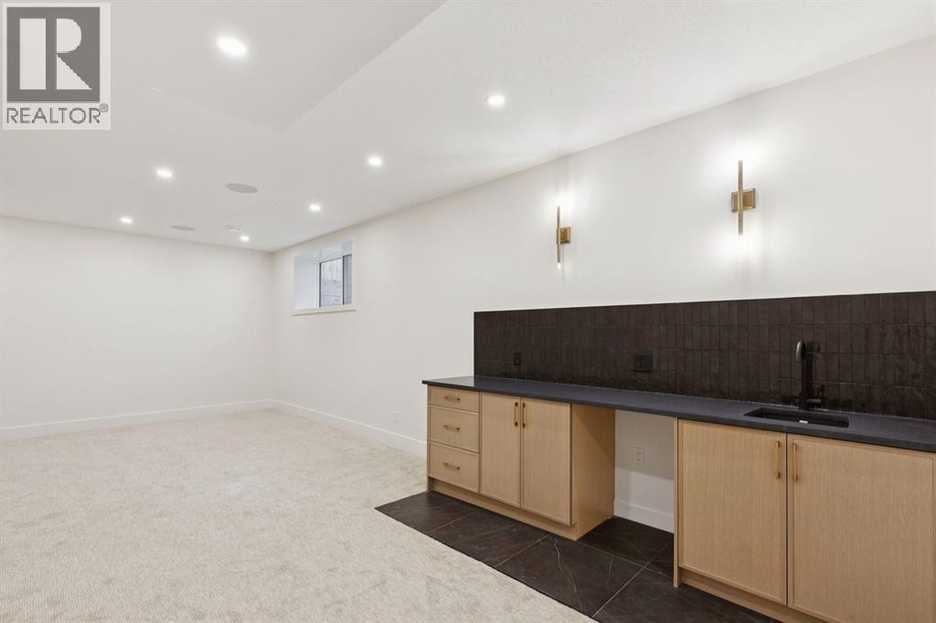 631 28 Avenue NW - Image 29