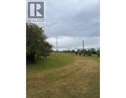 Den - 2114 Township Road 372, Rural Red Deer County, AB T4G0M9 Photo 8