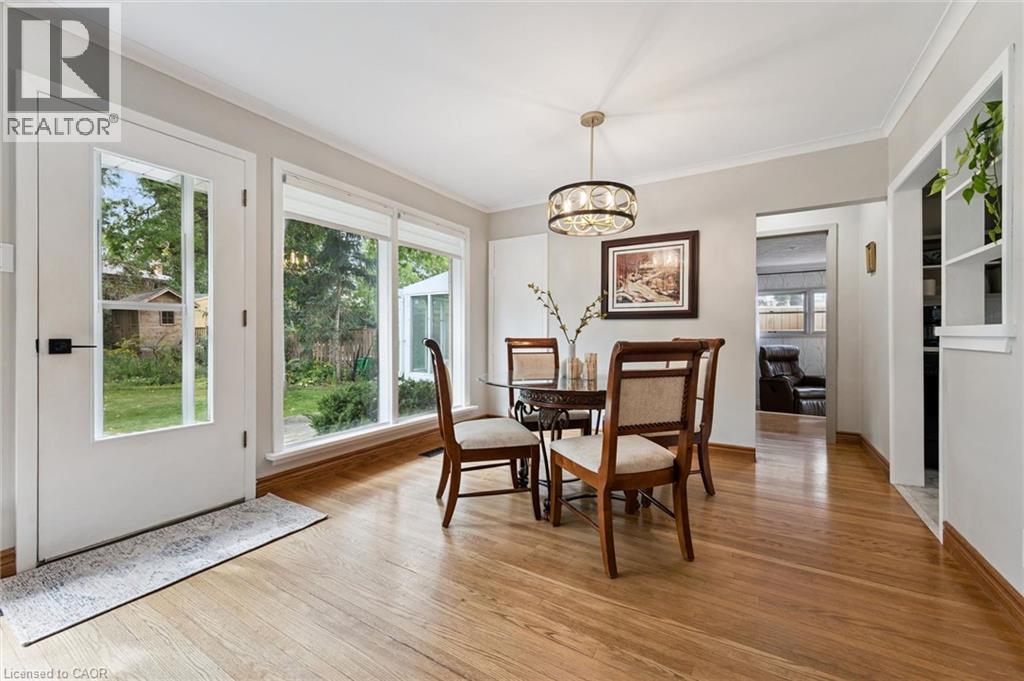 142 STONYBROOK Drive - Image 9