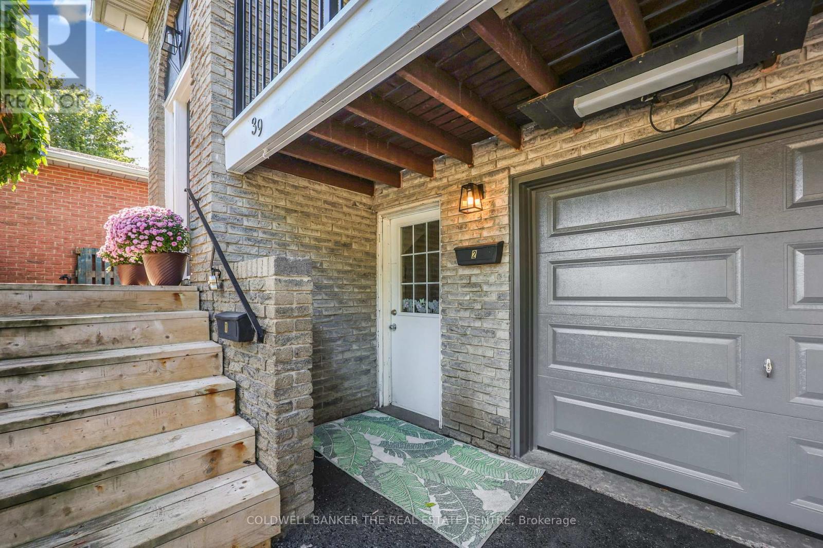 39 HIGHCROFT ROAD - 17