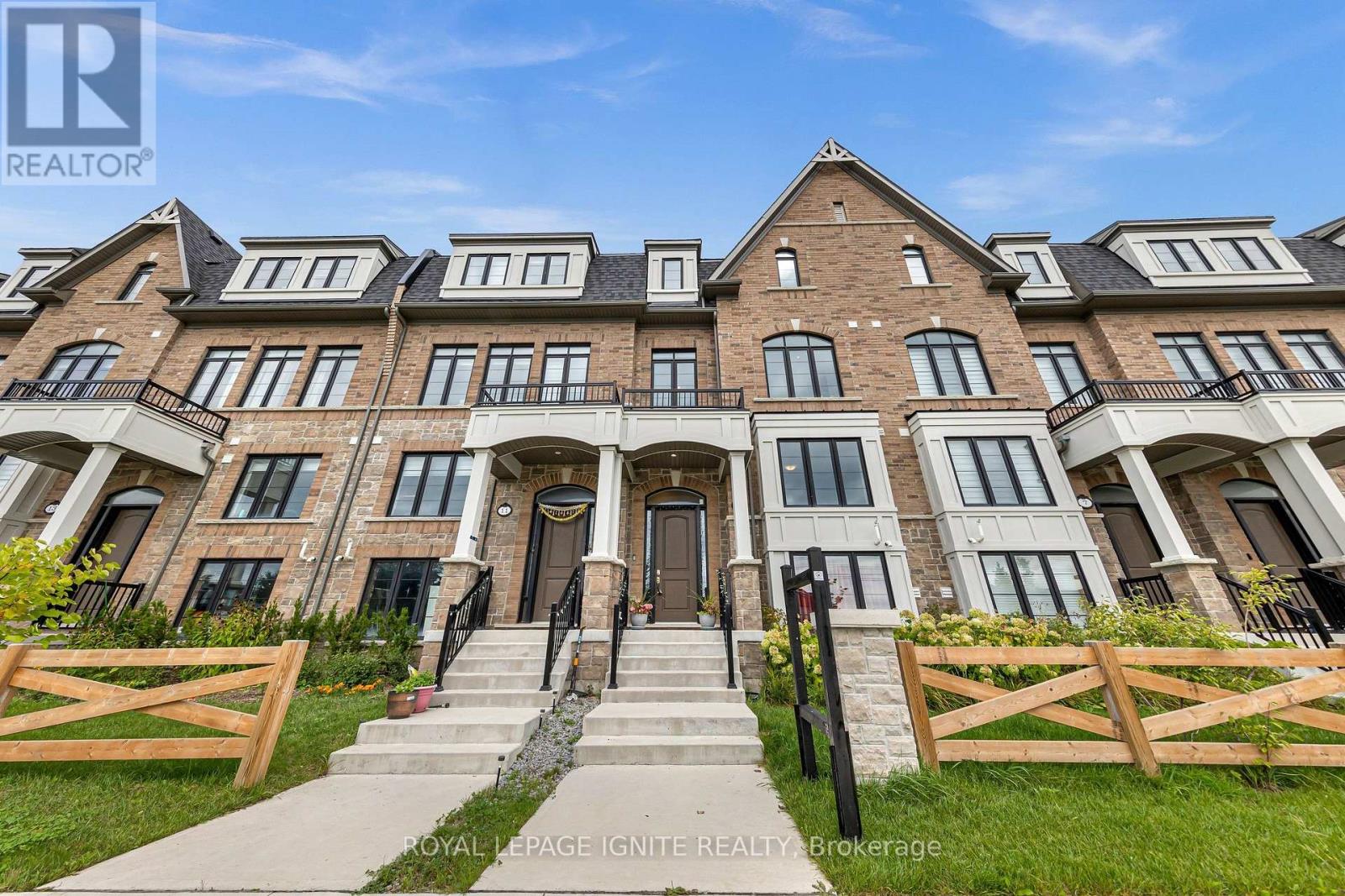 9 Icemaker Way, Whitby, ON photo 4