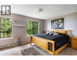 7084 Willis Point Rd, Central Saanich, BC V9E2A1 Photo 15