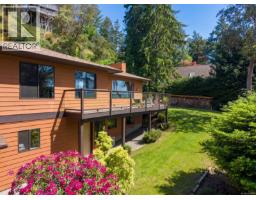 7084 Willis Point Rd, Central Saanich, BC V9E2A1 Photo 28