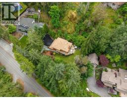 7084 Willis Point Rd, Central Saanich, BC V9E2A1 Photo 34