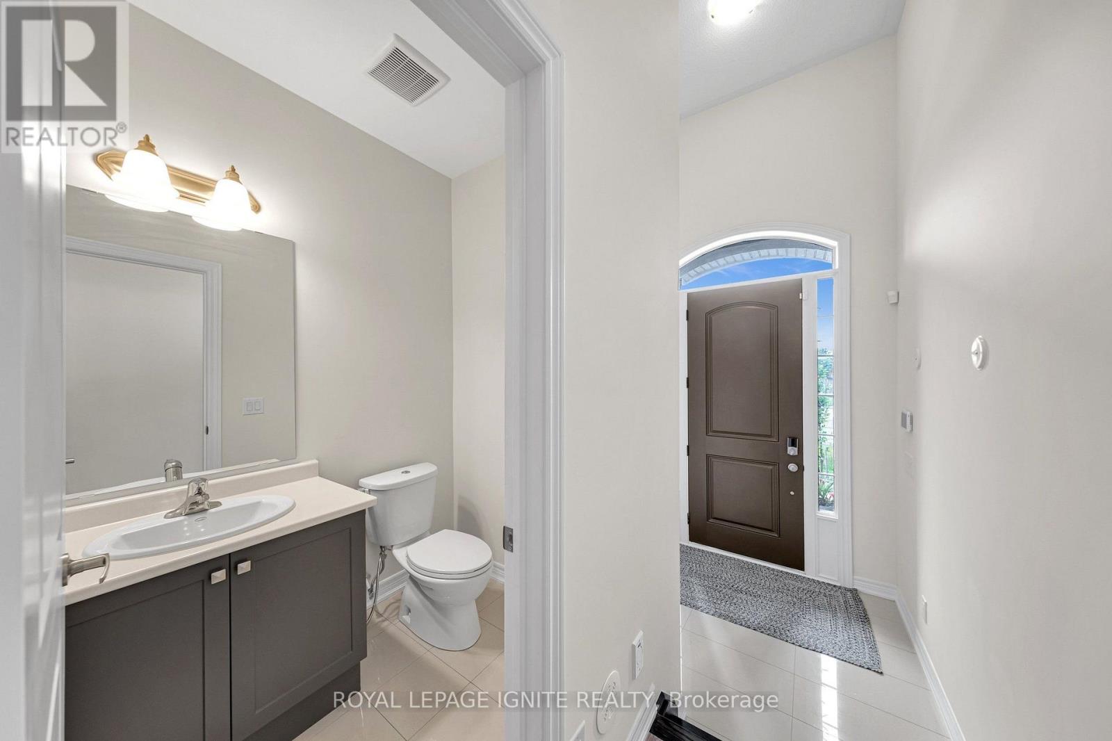 9 Icemaker Way, Whitby, ON photo 6
