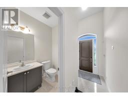 Bedroom 2 - 9 Icemaker Way, Whitby, ON L1P0L5 Photo 6