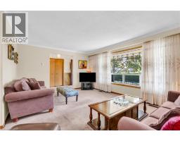 4 Dunreo Drive, Toronto, ON M3L2E9 Photo 11