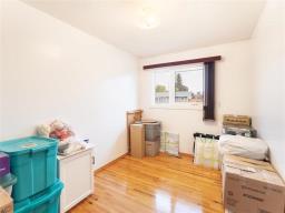 83 Bayview Drive, Winnipeg, MB R2C0Z3 Photo 12