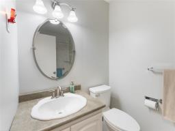 83 Bayview Drive, Winnipeg, MB R2C0Z3 Photo 15