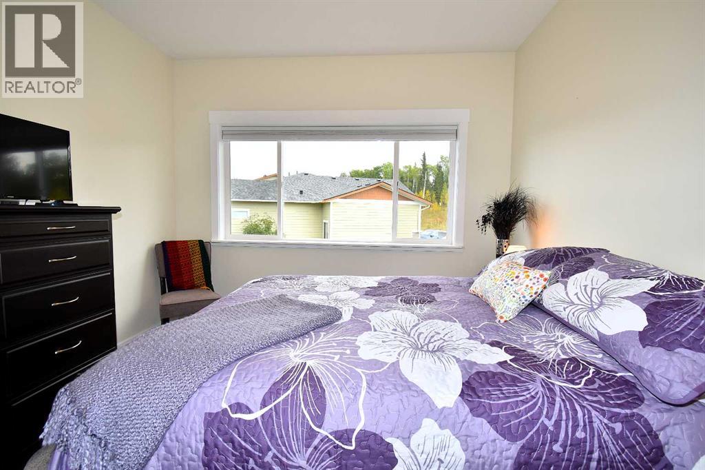 #20, 214 McArdell Drive - 21