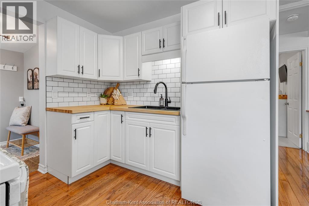 18 CATHCART STREET East - Image 12