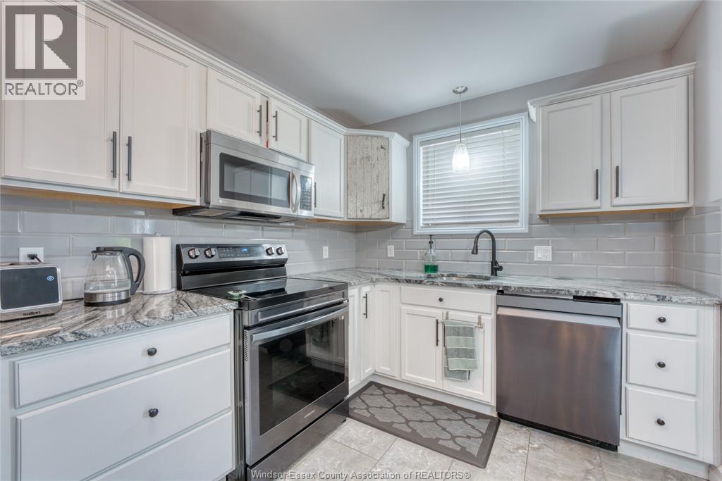 2920 ROBILLARD CRESCENT - Image 13