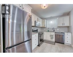 2920 Robillard Crescent, Windsor, ON N8W5L2 Photo 12