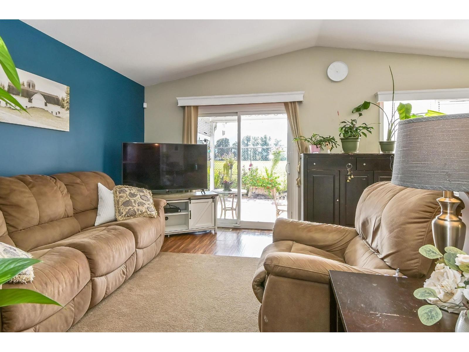 83A 45918 KNIGHT ROAD, Sardis East Vedder