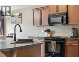 Family room - 144 Bowman Circle, Sylvan Lake, AB T4S0H8 Photo 9