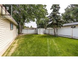 189 Hull Crescent Ne, Medicine Hat, AB T1C1C9 Photo 38