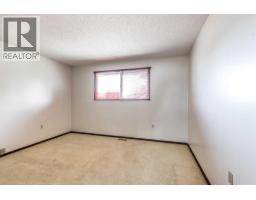 189 Hull Crescent Ne, Medicine Hat, AB T1C1C9 Photo 16