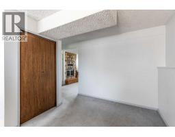 189 Hull Crescent Ne, Medicine Hat, AB T1C1C9 Photo 25