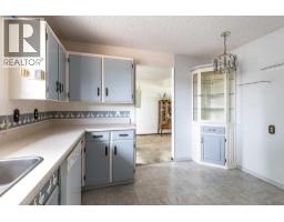 189 Hull Crescent Ne, Medicine Hat, AB T1C1C9 Photo 14