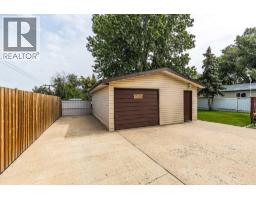 189 Hull Crescent Ne, Medicine Hat, AB T1C1C9 Photo 34