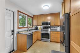 962 Lindsay Street, Winnipeg, MB R3N1H9 Photo 9