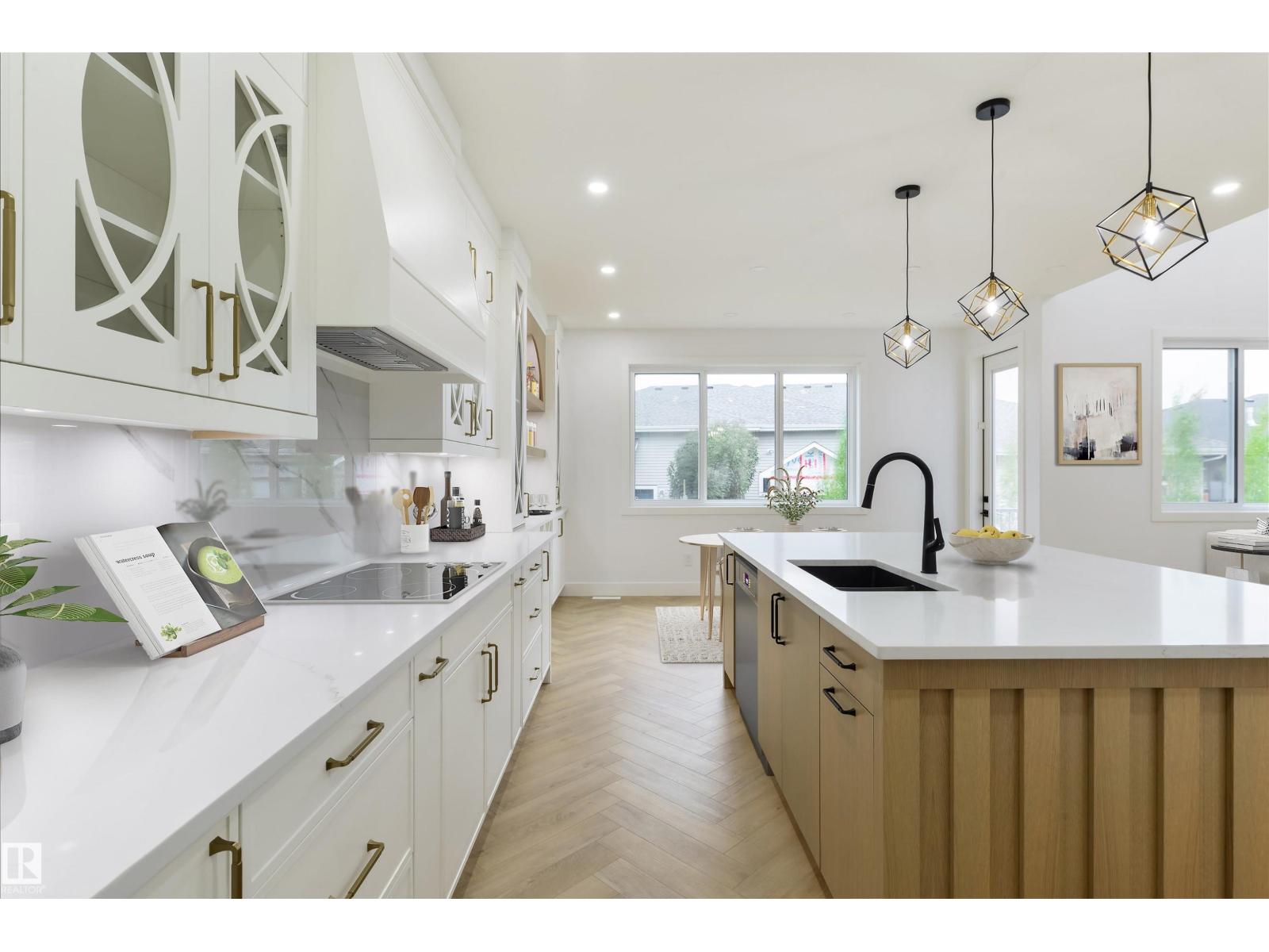 34 AVONLEA WY - 11