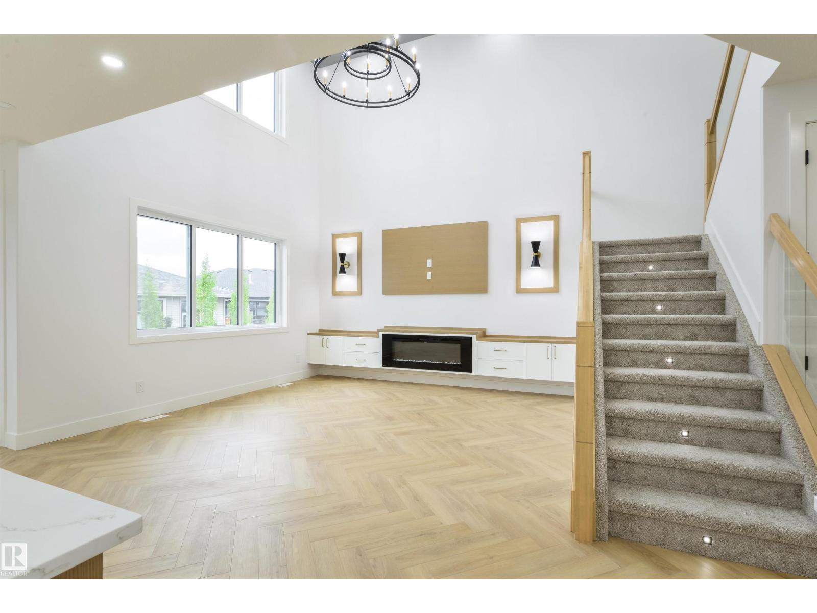 34 AVONLEA WY - 14