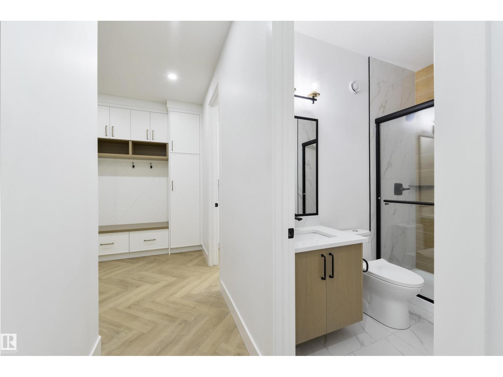 34 AVONLEA WY - 23