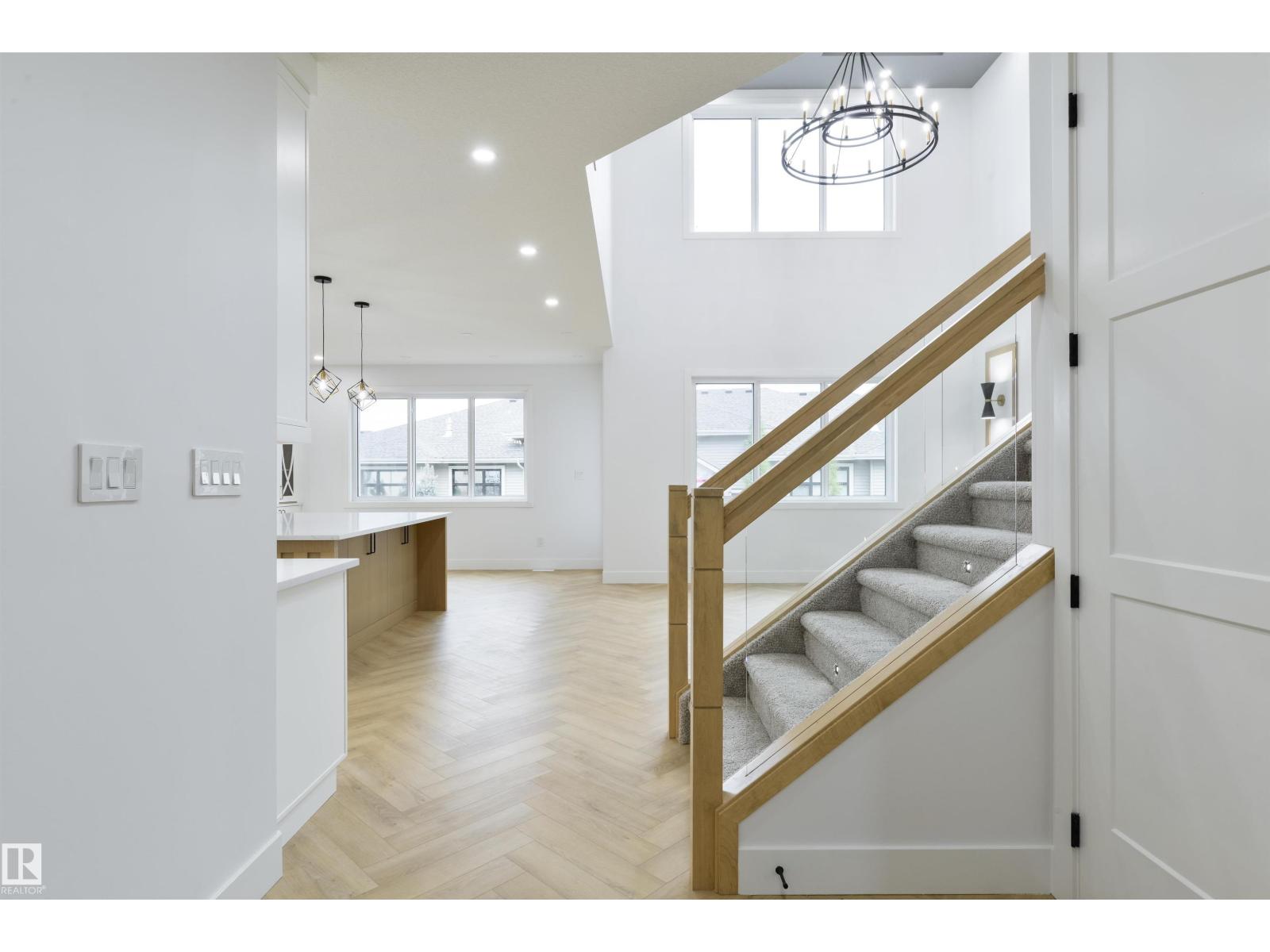 34 AVONLEA WY - 28
