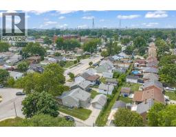 1592 Prince Road, Windsor, ON N9C3B3 Photo 29