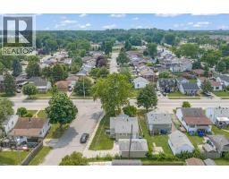 1592 Prince Road, Windsor, ON N9C3B3 Photo 30