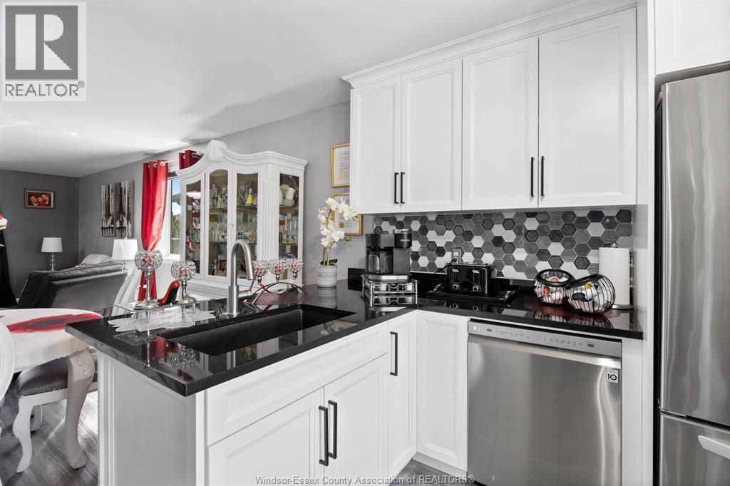 1622 CLOVER - Image 20