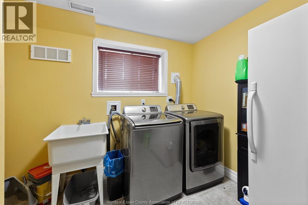 1622 CLOVER - 22