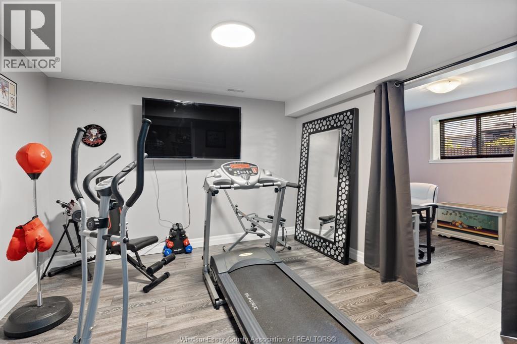 1622 CLOVER - Image 27