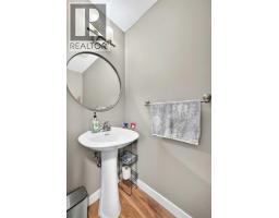 4pc Bathroom - 303 Saddlebrook Circle Ne, Calgary, AB T3J0K1 Photo 20