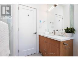 165r Wychwood Avenue, Toronto, ON M6C2T4 Photo 17