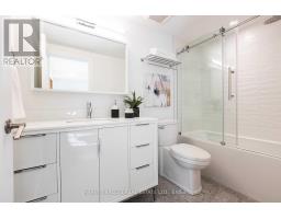 165r Wychwood Avenue, Toronto, ON M6C2T4 Photo 23