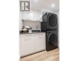 165r Wychwood Avenue, Toronto, ON M6C2T4 Photo 27