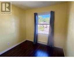 8 Feltz Rd, Elliot Lake, ON P5A3P9 Photo 13