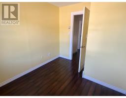 8 Feltz Rd, Elliot Lake, ON P5A3P9 Photo 12