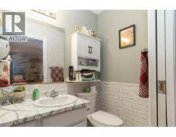 363 Gerstmar Road Unit# 8, Kelowna, BC V1X4A6 Photo 16