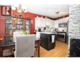 363 Gerstmar Road Unit# 8, Kelowna, BC V1X4A6 Photo 8