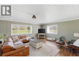 3590 #3 Highway, Rock Creek, BC V0H1Y0 Photo 22