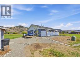 3pc Bathroom - 3590 #3 Highway, Rock Creek, BC V0H1Y0 Photo 8