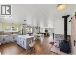 3590 #3 Highway, Rock Creek, BC V0H1Y0 Photo 9