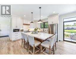 Kitchen - 47 Blumenweg, Scugog, ON L0B1B0 Photo 11