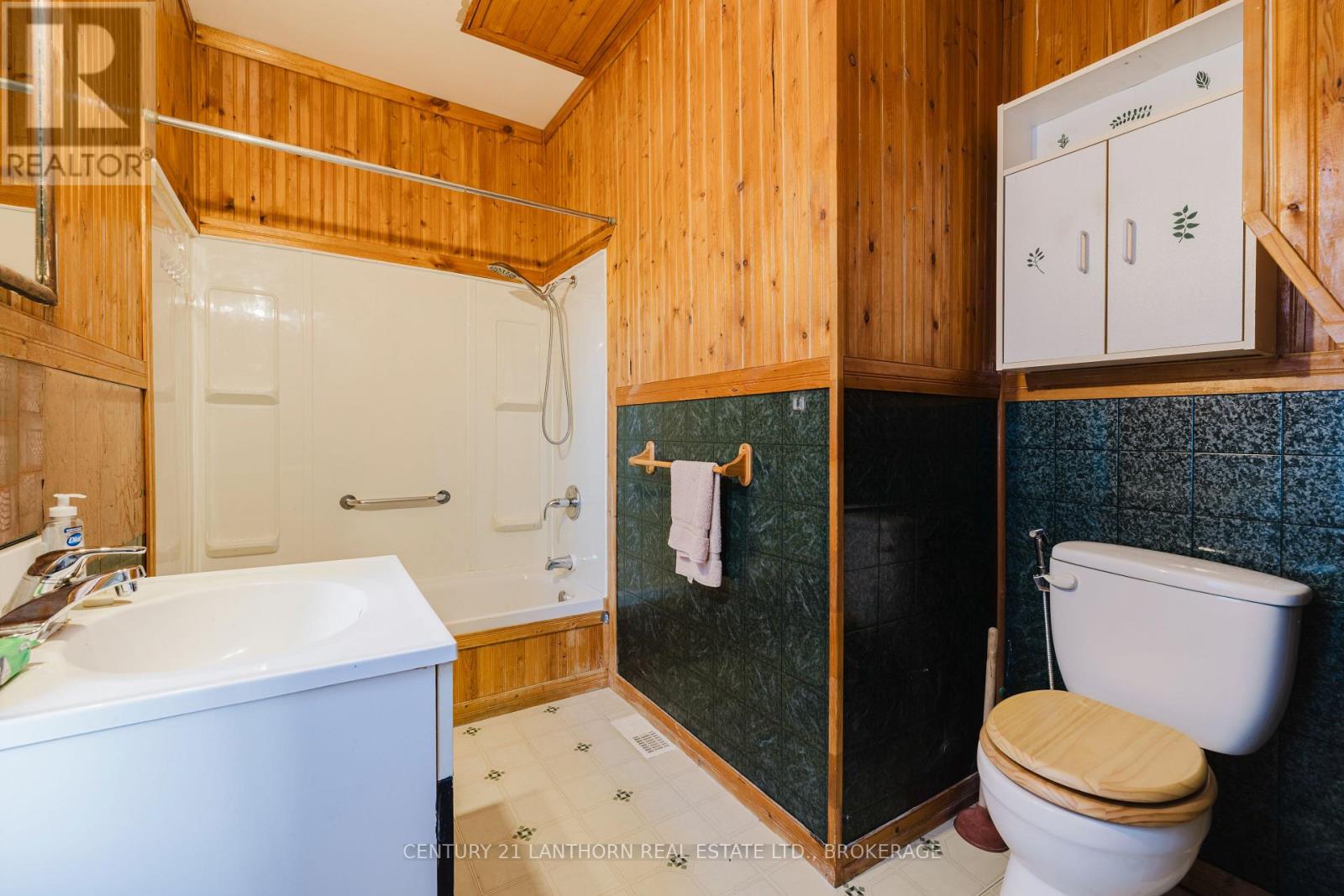64 GREEN STREET - Image 15