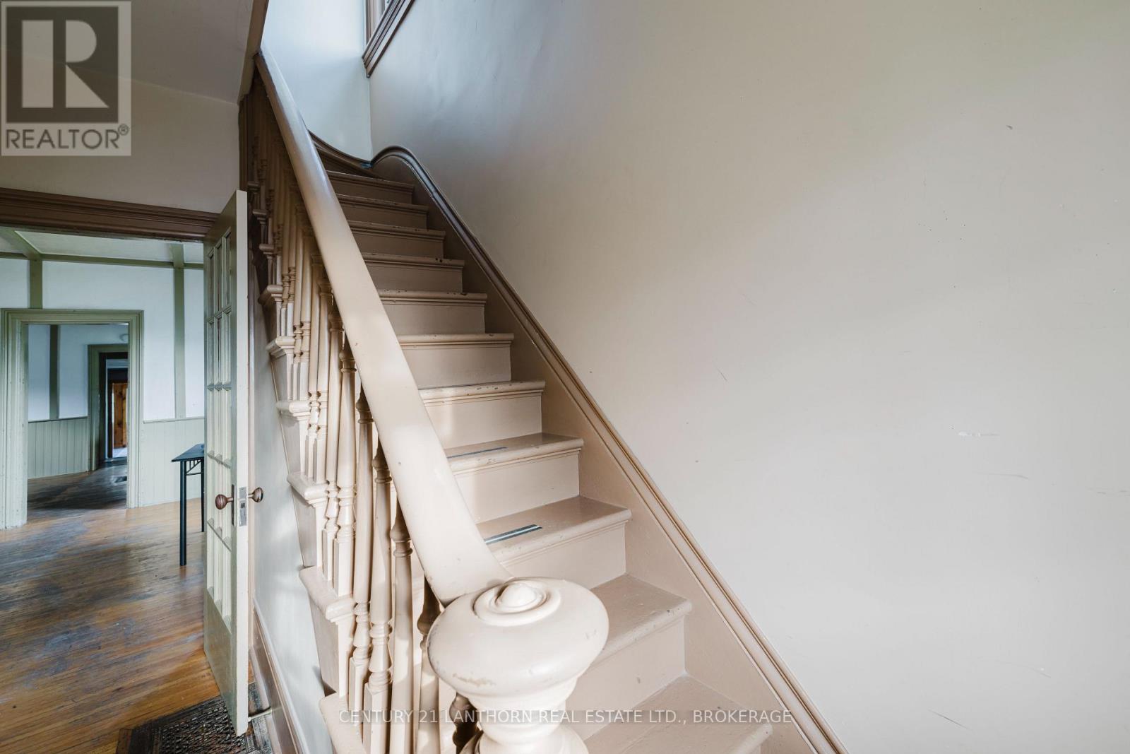 64 GREEN STREET - Image 24