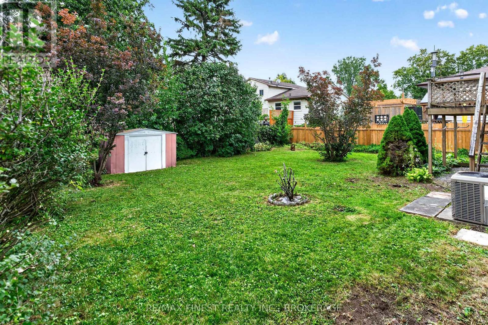 925 KENSHAW STREET - Image 45
