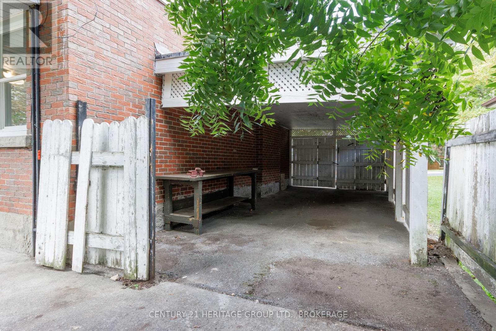 306 GLENGARRY ROAD - Image 39